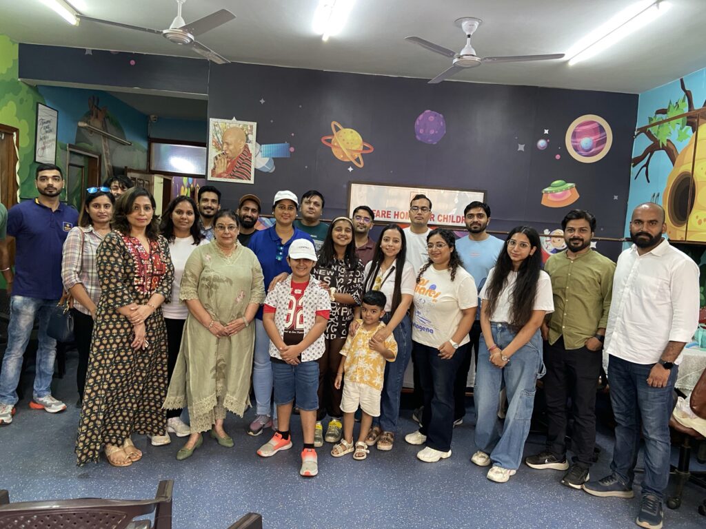 Centric Consulting India team volunteering 